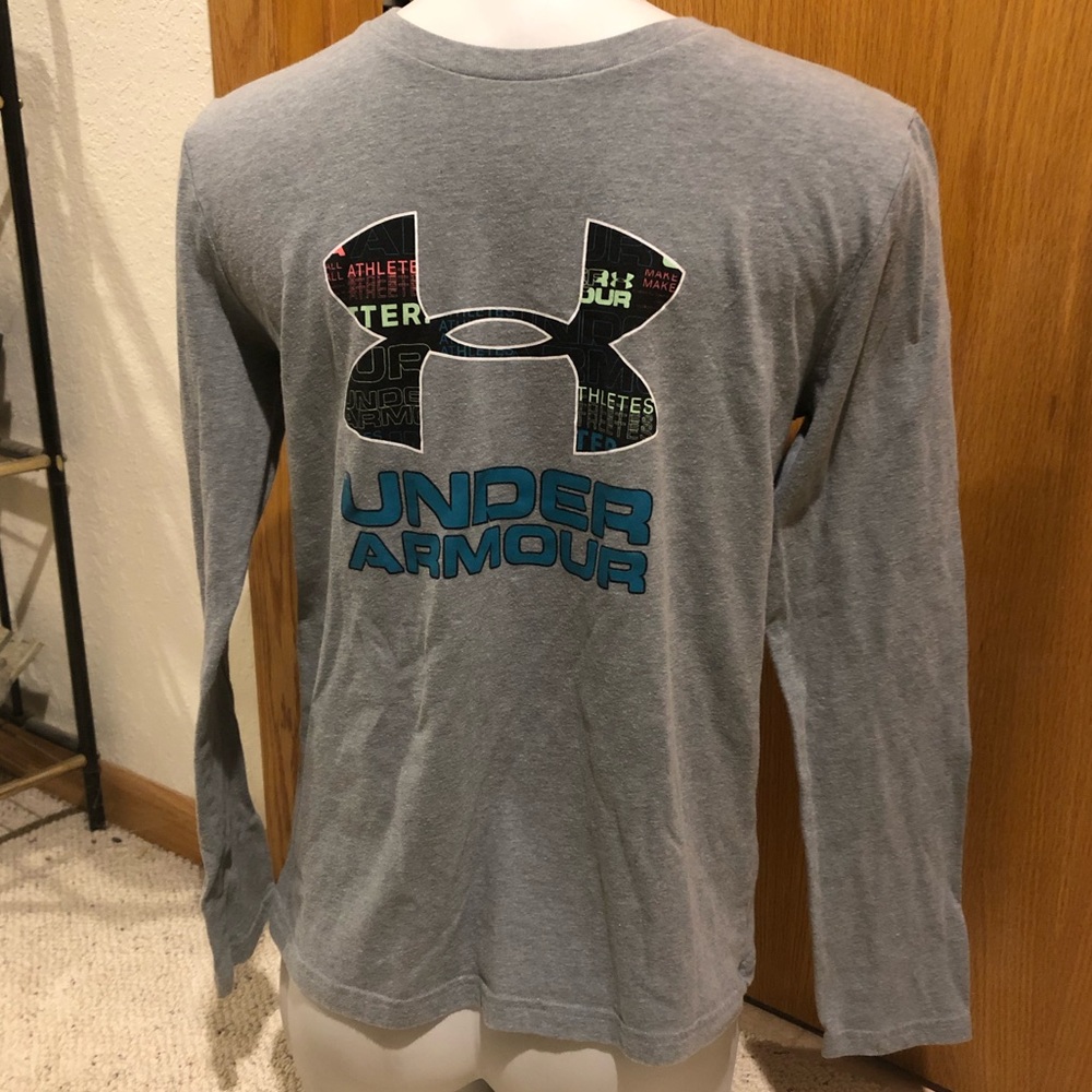 Under Armour shirt size YXL